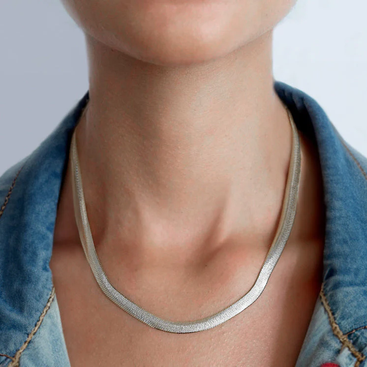 Angelique Diamond Cut Silver Chain - Image 3
